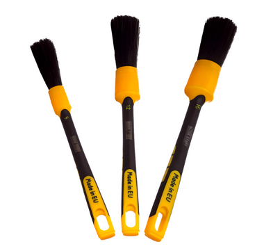 TÖÖVAHENDID KUMMIST MUST DETAILIPINTSEL